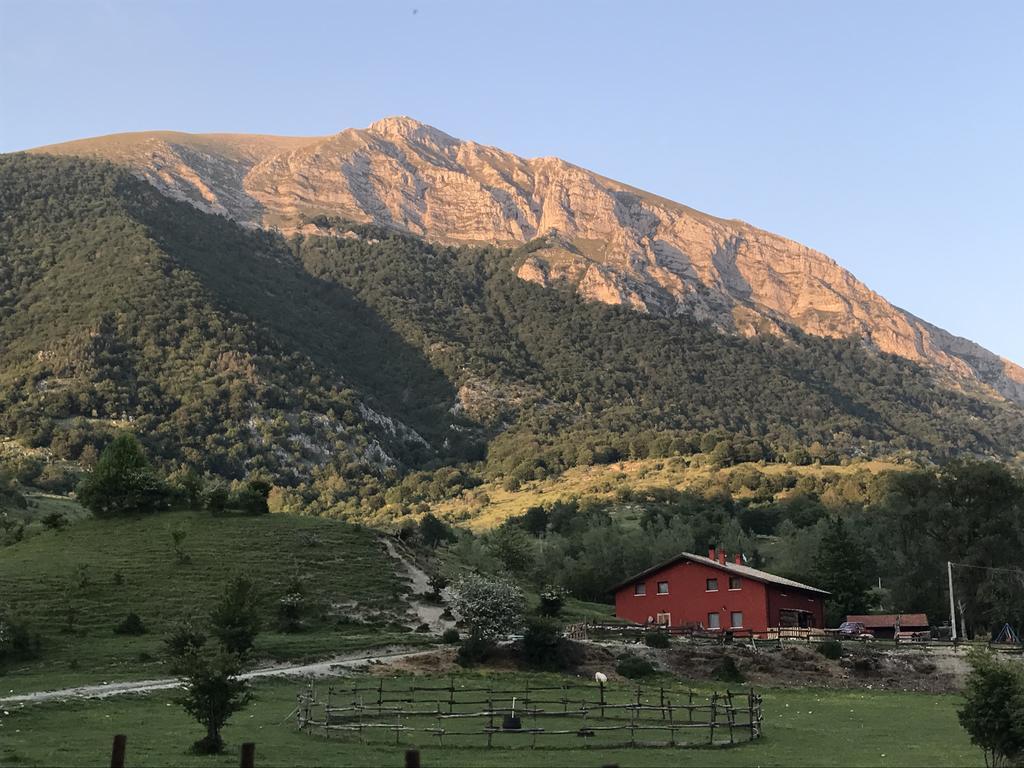 La Fattoria Di Morgana Opi Exterior foto